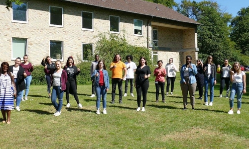  Die neuen Pflegeschüler/innen im Klinikum Wolfsburg.