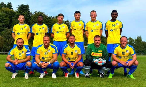 Die Spieler des FC Zellerfeld kurz vor dem Spiel. In der 75. Minute wurde Spiel gegen Glück Auf Gebhardshagen abgebrochen.