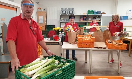  Die ehrenamtlichen Helfer der Tafel Wolfenbüttel versorgen Menschen in Notsituationen mit Lebensmitteln.