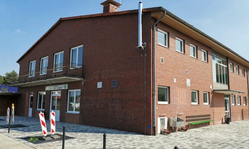 Die Mehrzwecksporthalle in Neudorf-Platendorf könnte endlich bis zum Jahr 2025 saniert werden