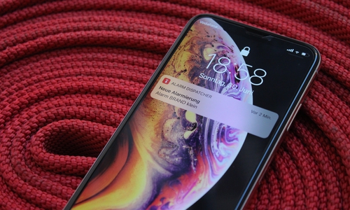 Die Feuerwehrleute werden jetzt auch per App benachrichtigt.