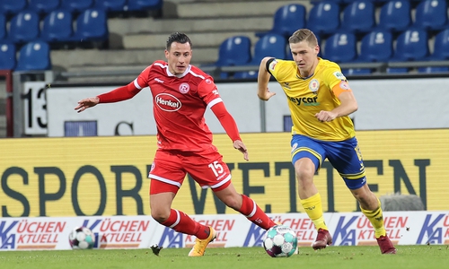 Eintracht Braunschweig und Fortuna Düsseldorf lieferten sich einen harten Fight.