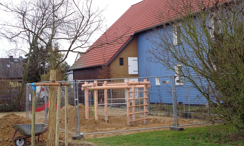 Das Fundament muss noch aushärten. 