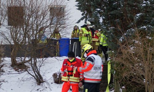 Die Feuerwehr Bad Harzburg wurde am frühen Sonntag Mittag zu einem vermeintlichen Gasgeruch nach Bündheim gerufen. Dort soll es in der Straße Im Berggarten zu einem Gasaustritt gekommen sein. 