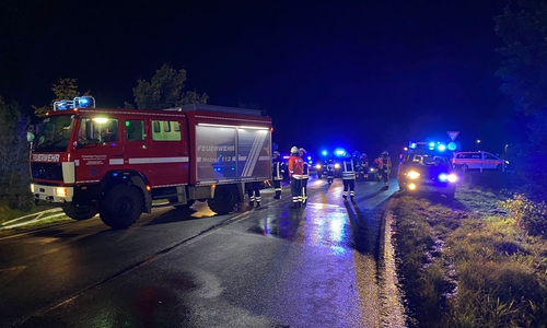 50 Feuerwehrkräfte waren am Unfallort