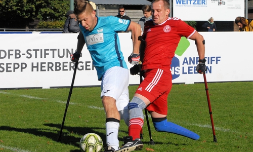 Die Amputierten-Fußballer in Aktion.