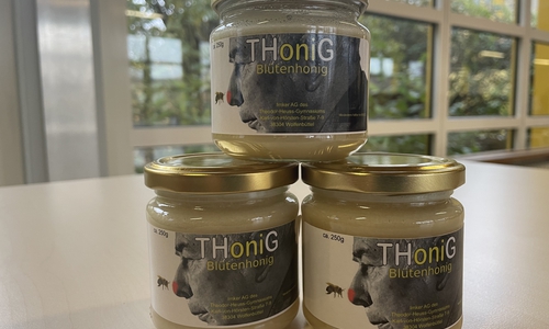 450 Gläser THG-Honig konnten abgefüllt werden.