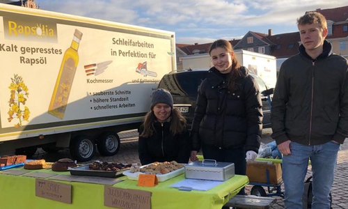 Knapp 230 Euro kamen durch den verkauften Kuchen zusammen.