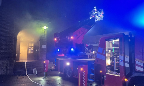 Es wurde ein Feuer in einer Schule simuliert.
