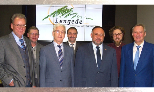 Vorsitzender Michael Kramer (von links) mit seiner Ratsfraktion, Hinrich Roloff, Wolfgang Belte, Erich-Christian Wolters, Artur Guzy (FDP), Udo Müller und Wilhelm Sieverling.