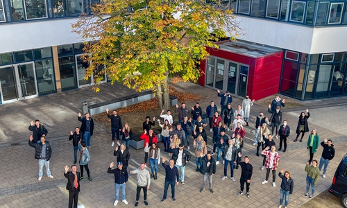 Gute Laune bei den Teilnehmerinnen und Teilnehmern der Internationalen Woche an der Fakultät Wirtschaft der Ostfalia. Anlässlich der Woche waren Lehrende aus Finnland, Portugal, Ungarn und der Slowakei zu Gast. 