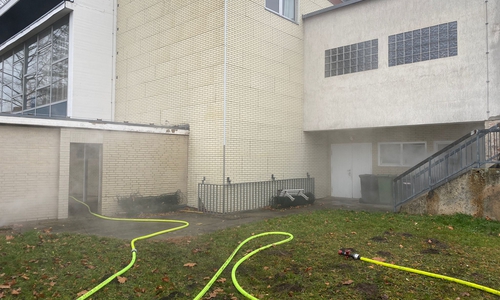 Eine starke Verrauchung wurde festgestellt.