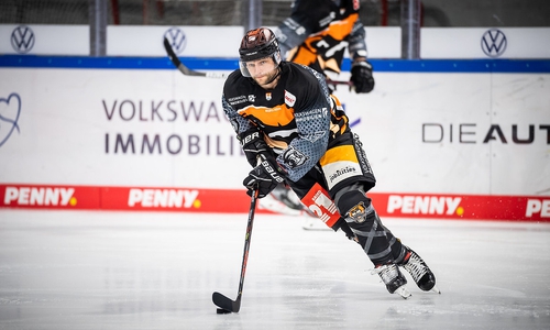 Sebastian Furchner hat seinen Vertrag bei den Grizzlys verlängert.
