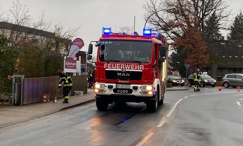 Die Feuerwehr hatte es mit mehreren Ölspuren zu tun.