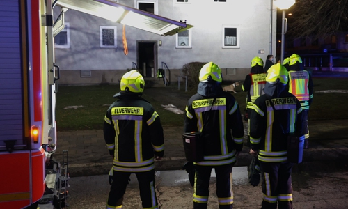 Hier im Diestelweg stand ein Kinderwagen in Flammen.