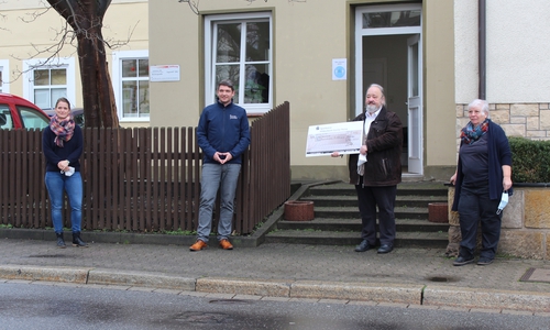 Von links: Katrin Wolloscheck (Tagestreff Zille), Matthias Noffke (Peter Jensen Stiftung), Rüdiger Herzog (1. Vorsitzender Förderverein Zille e.V.), Evelin Vopel (Geschäftsführung Förderverein Zille e.V.)