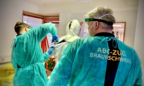 Der ABC-Zug im Corona-Test-Einsatz.