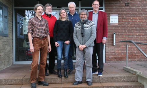 Foto Archiv vor Corona: Die Mitglieder der Fraktion von Bündnis 90/Die Grünen im Rat der Gemeinde Cremlingen. V.l.: Christian Rothe-Auschra (Bürgermitglied), Jochen Fuder, Ulrike Siemens, Bernhard Brockmann, Diethelm Krause-Hotopp und Horst Gilarski (Bürgermitglied).