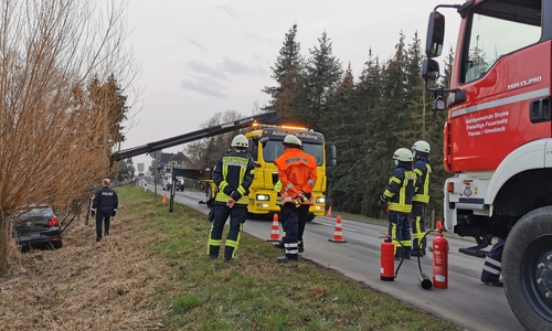 Die Straße musste für den Einsatz voll gesperrt werden.