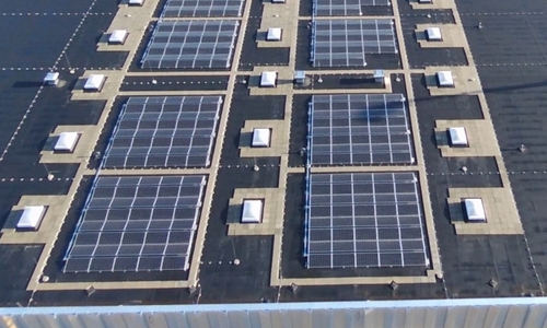 Photovoltaikanlage auf dem WAS-Betriebsgebäude.