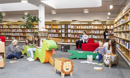 Künftig werden Vortragsreihen zu familienrelevanten Themen geplant sowie Veranstaltungsformate für Kinder, Eltern und Großeltern konzipiert.  