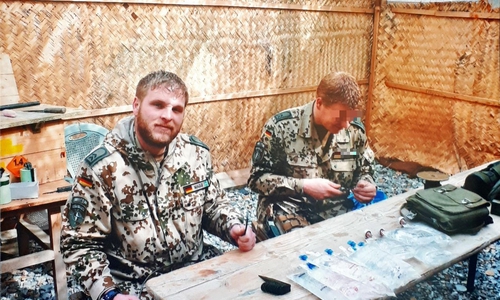 Marco Graf 2009 in Afghanistan. Im Einsatz sei man ständig unter Anspannung. Das mulmige Gefühl fahre zu jeder Zeit mit. 