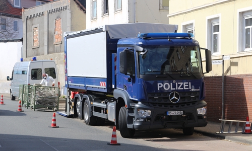 Die Drogenplantage wird derzeit ausgeräumt.