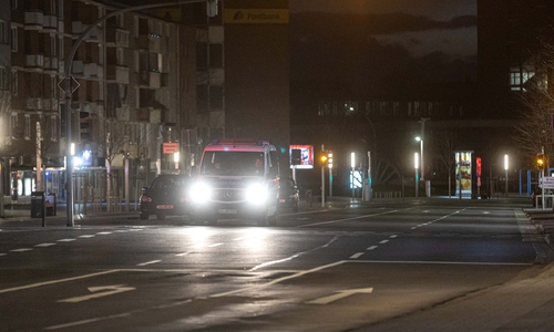 Mit einer Ausgangssperre und verschärften Polizeikontrollen will Salzgitter der hohen Infektionsrate Herr werden.