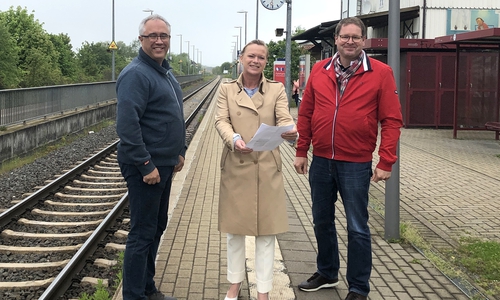 Dr. Dirk Fornahl, Dunja Kreiser und Marcus Bosse (v. li.).