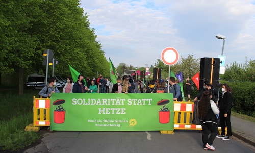 Die Grünen beteiligten sich an den Protesten.