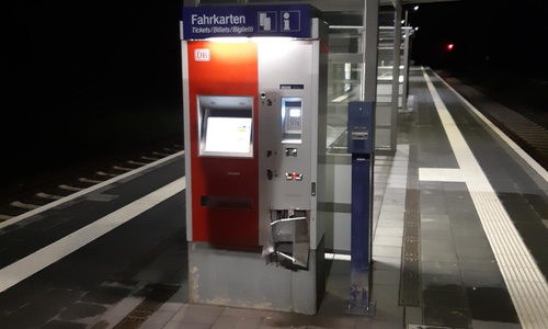 Die Geldkassette sei aus dem Automaten gestohlen worden. 