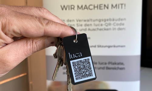 Die luca-App kann per Smartphone oder auch analog genutzt werden.
