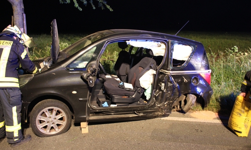 Bei einem Unfall bei Hohenhameln wurde ein Mann schwer verletzt.