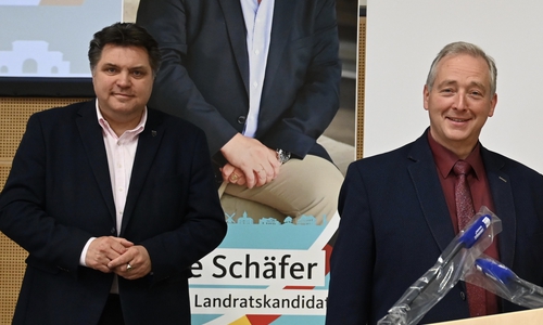 Landratskandidat Uwe Schäfer (links) und Landtagsvizepräsident Frank Oesterhelweg (rechts), beide CDU. 