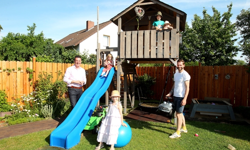 Braunschweig nach in Gifhorn : Ulf-Vinzenz Schultz eröffnet eine neue Kindertagespflege. 