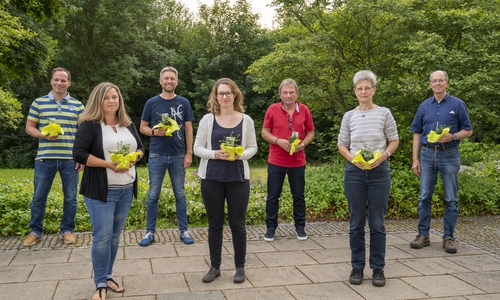 Die Kandidaten der Grünen Femmke Brandl (Wendessen), Imke Lindenberg (Leinde), Uta Rusche (Salzdahlum). 2. Reihe: Paul Röper, Jörg Popke (Halchter), Peter Dorn (Wendessen), Michael Haas (Ahlum). Nicht im Bilde: Helena Popke, Stefanie Poser, Sascha Poser (Halchter), Natalie Weidner und Klaus-Jürgen Schäfer (Linden).