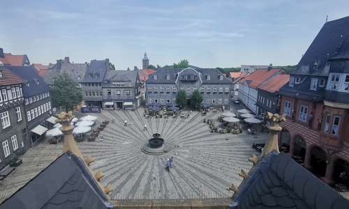 Der Marktplatz in Goslar. 