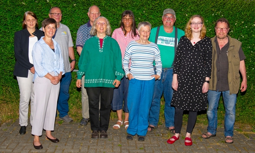 Die Spitzenkandidatinnen und -kandidaten von Bündnis 90/Die Grünen in der Samtgemeinde Sickte: Maren Battenberg, Melanie Tschinkel-Werkmeister, Carsten Marowsky-Brée, Wolfgang Busch, Irmela Wrede, Christel Ibrahim, Christiane Wagner-Judith, Robert Friese, Jantje Letas und Gerhard Bartschies-Franke (v. li.).