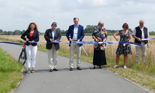 Brigitte Bringmann, Ines Kielhorn, Dr. Andreas Ebel, Doris Pöhlig, Telse Dirksmeyer-Vielhauer und Dr. Gerd Jung (v. li.). 