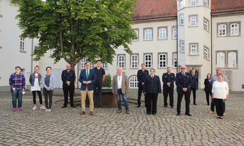 An der Veranstaltung nahmen Ehrenamtliche aus den Bereichen Natur, Jugend, Katastrophenschutz und Sport teil.