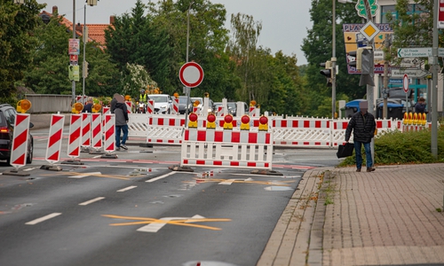 Die Beeinträchtigungen auf der Adersheimer Straße sollen am Mittwoch verschwinden.