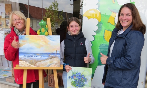 Gudrun Kramer-Grodd, Emilia und Yvonne Köppe (v. li.).