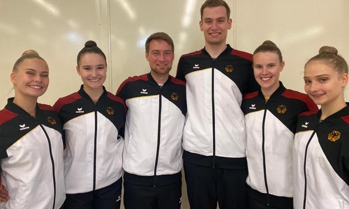 Emily Müller, Mascha MacNeil, Trainer Jonas Schwartze, Nils Angerstein, Dajana Näveke und Julischka MacNeil (v. li.).