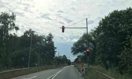 Am Montag beginnen weitere vorbereitende Maßnahmen für den Brückenneubau.