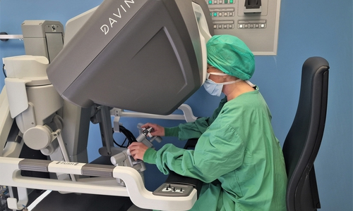 Das „Da Vinci“-Verfahren wird nun auch in der Klinik für Gynäkologie am Helios Klinikum Salzgitter eingesetzt.