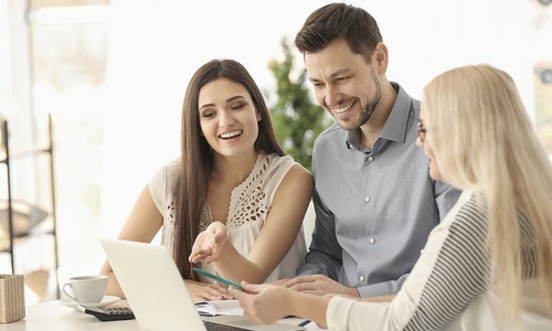 Die Agentur für Arbeit informiert in Kooperation mit arbeiterkind.de online am 3. November um 16 Uhr ausführlich über Finanzierungsmöglichkeiten im Studium.