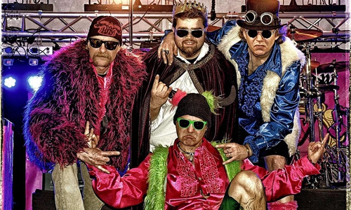 King "Seppy" mit seinen Flokatis