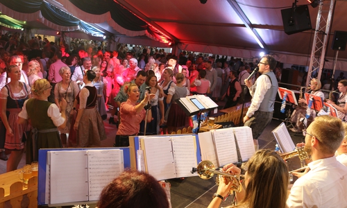 Die Lessingstädter luden zur Wolfenbütteler Wies'n und sorgten für mächtig Stimmung.