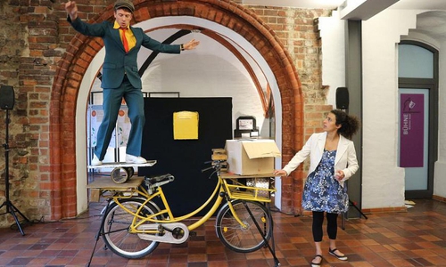 Mit Kindertheater beginnt der November