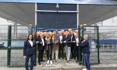 Am 15. Oktober wurde die "BraWo McArena" in Vöhrum offiziell eingeweiht. Vertreter von Stadt und Landkreis machten sich ebenso ein Bild wie Bürger und Vereine.